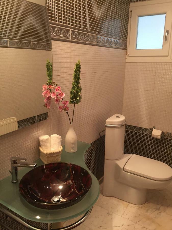Deluxe First Line Villa ペルボニア エクステリア 写真